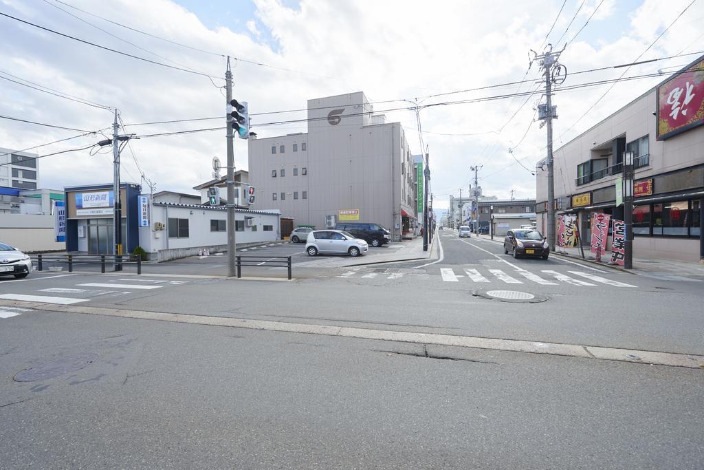 Select Inn Yonezawa Extérieur photo